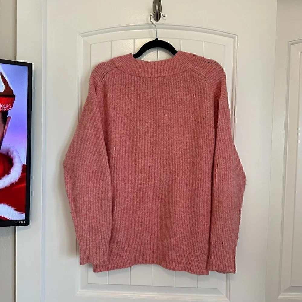 French Connection oversized soft v-neck pink peach sweater women's S